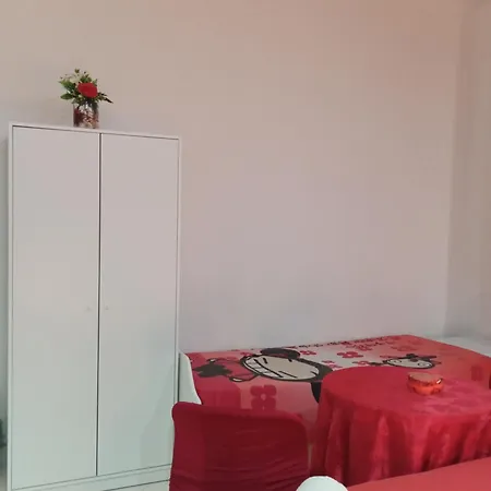 Konukevi Casa Silvia Caltagirone