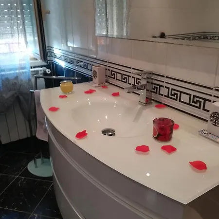 Casa Silvia Konukevi Caltagirone